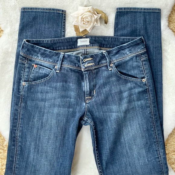 AMAZING SHAPE HUDSON MEDIUM WASH JEANS with buttoned back pockets & logo SZ 29 - Picture 3 of 5